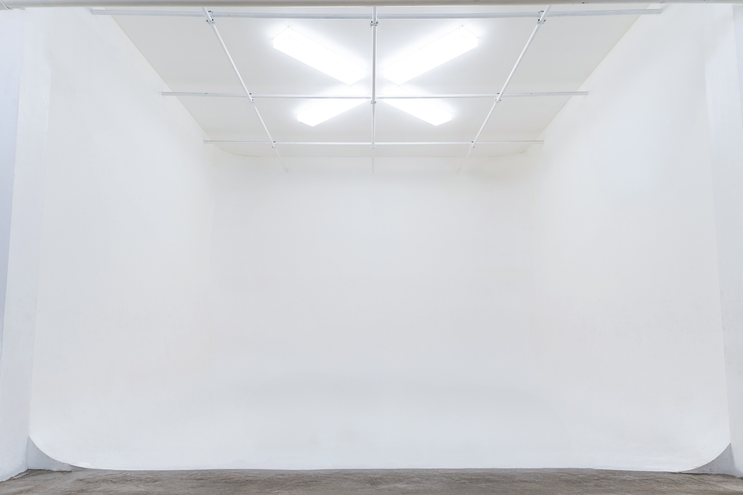PioneerX Studios, the infinity cyclorama wall